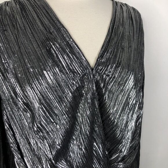 ASTR The Label Pewter Metallic Primadonna Puff Sleeve Wrap Top Women's Size M - Picture 7 of 9